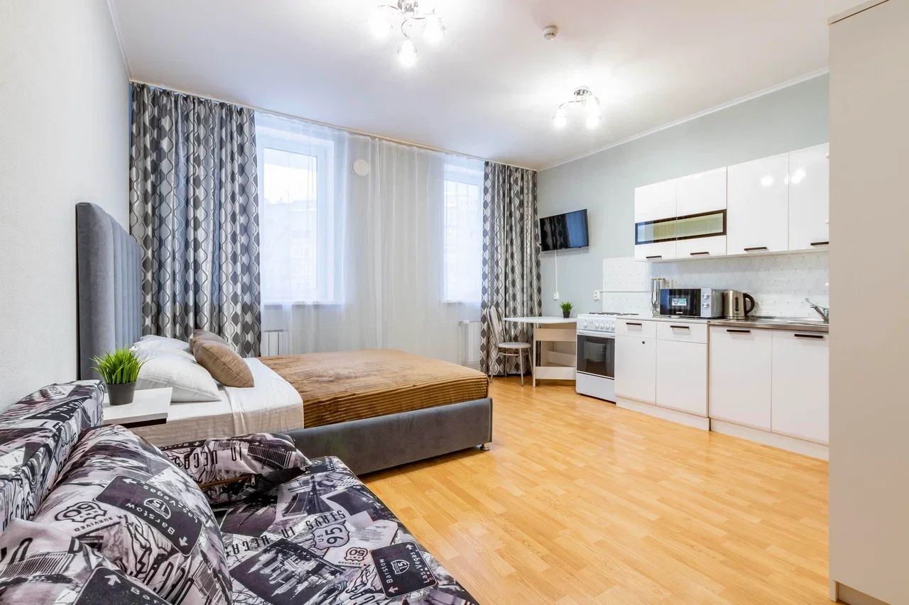 Снять квартиру-студию в Екатеринбурге у метро Проспект Космонавтов (Парниковая 6) 4