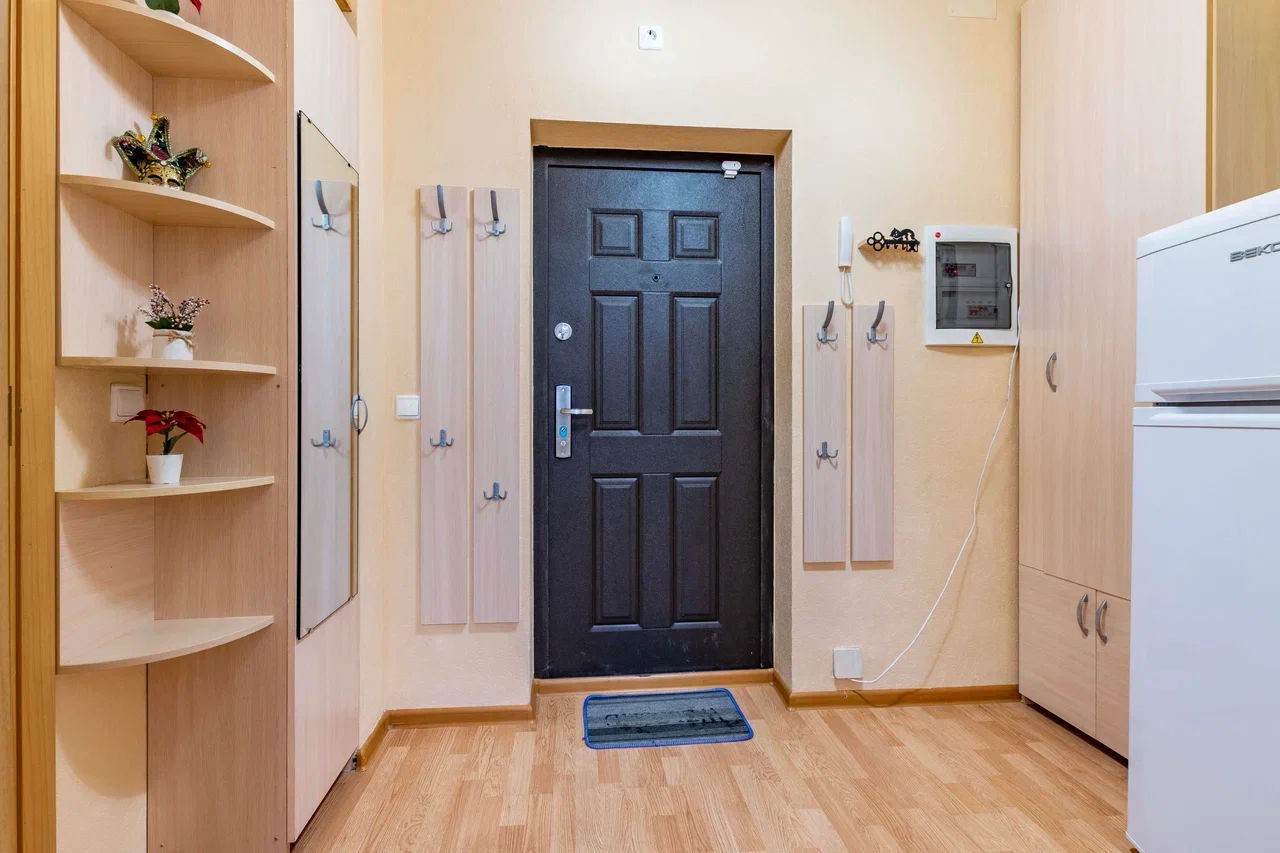 Снять квартиру-студию в Екатеринбурге у метро Проспект Космонавтов (Парниковая 6) 10