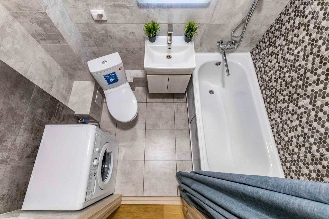 Снять квартиру-студию в Екатеринбурге у метро Чкаловская посуточно 10