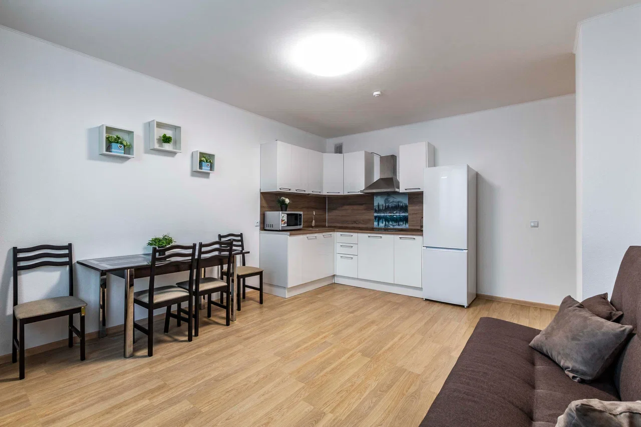 Снять 3-комнатную квартиру в Екатеринбурге у Парка Победы посуточно 7