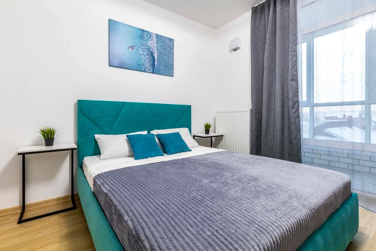 Снять 3-комнатную квартиру в Екатеринбурге у Парка Победы посуточно 15