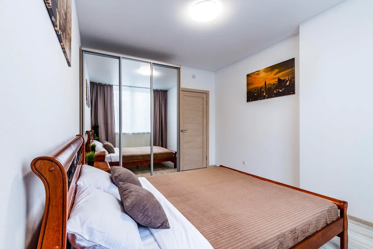 Снять 2-комнатную квартиру в Екатеринбурге у метро Уралмаш посуточно 7