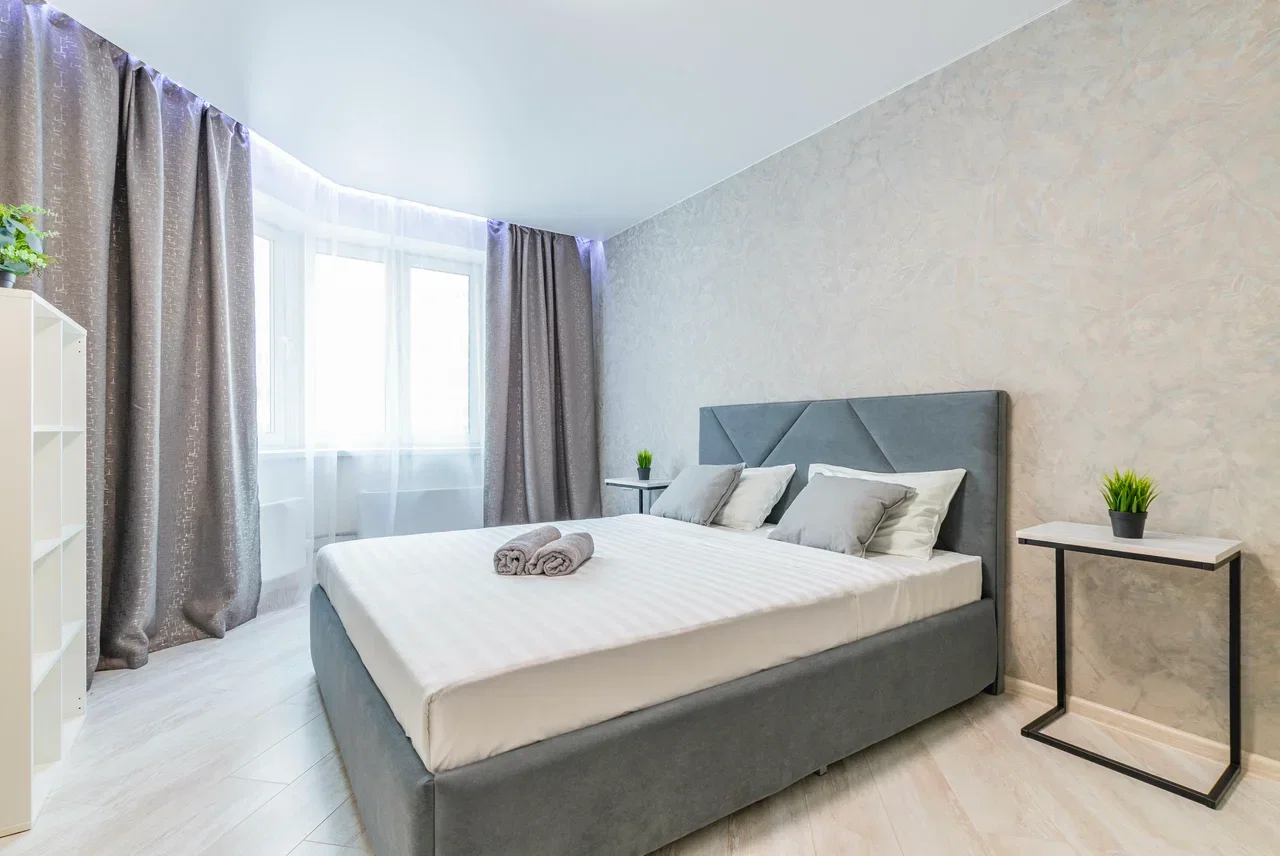 Снять 3-комнатную квартиру в Екатеринбурге у ТРЦ Академический посуточно 8