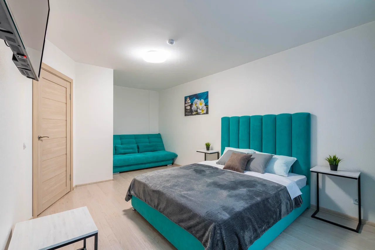 Снять 2-комнатную квартиру в Екатеринбурге у парка Преображенский посуточно 3