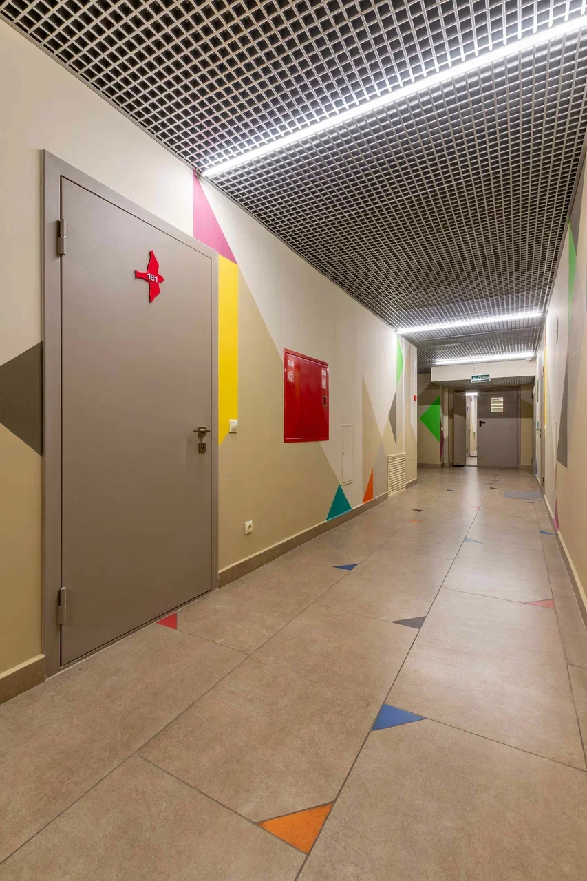 Снять студию в Екатеринбурге у Цирка и метро Геологическая Посуточно 12