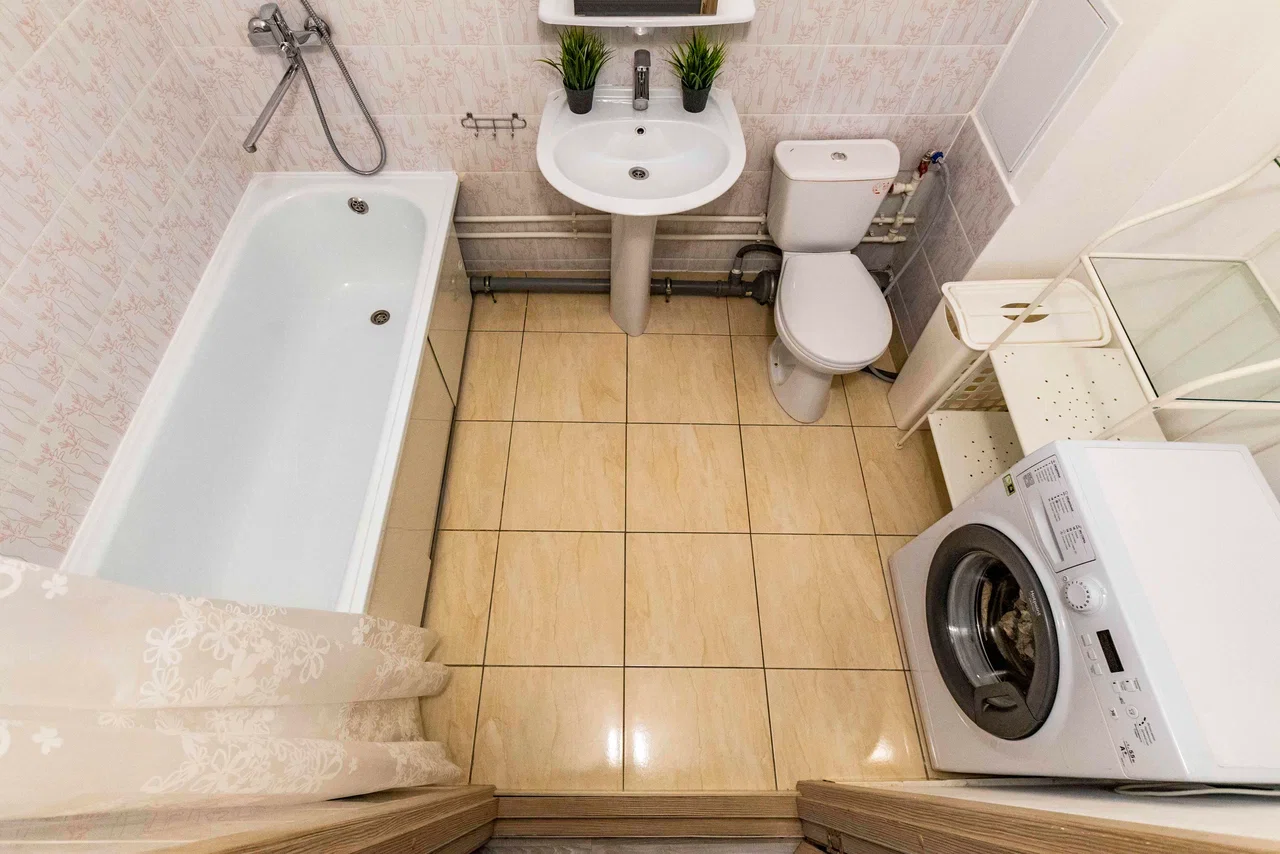 Снять 2-к квартиру в Екатеринбурге у метро Уралмаш и ТЦ Омега Посуточно 7