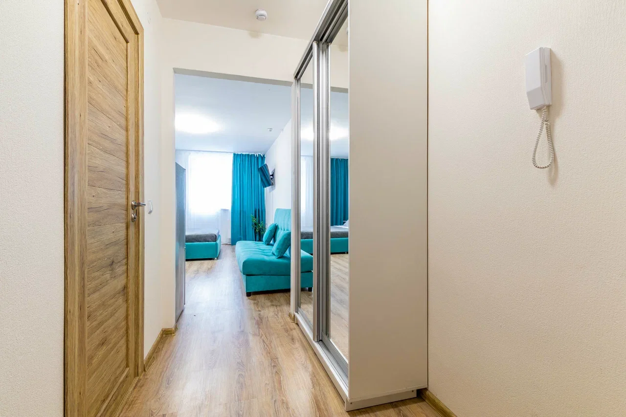 Снять студию в Екатеринбурге у Кольцово и Экспо-центра Посуточно 7