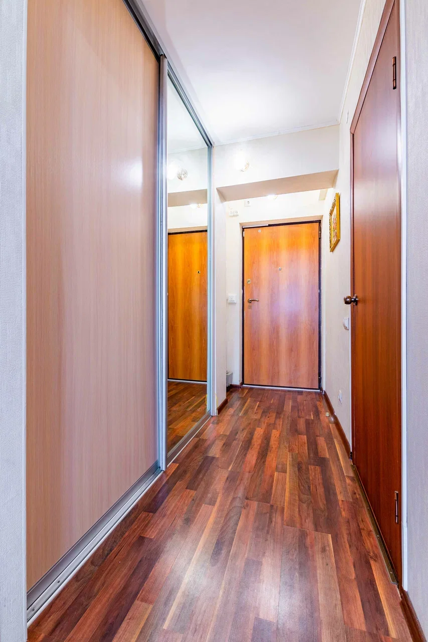 Снять студию в Екатеринбурге у набережной Исети и Адмиралтейского парка Посуточно 8