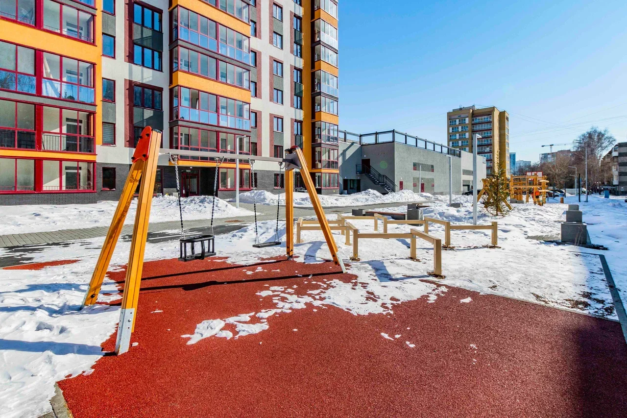 Квартира на сутки в Екатеринбурге у ЖД Вокзала и метро Уральская (Стрелочников 8а) 3