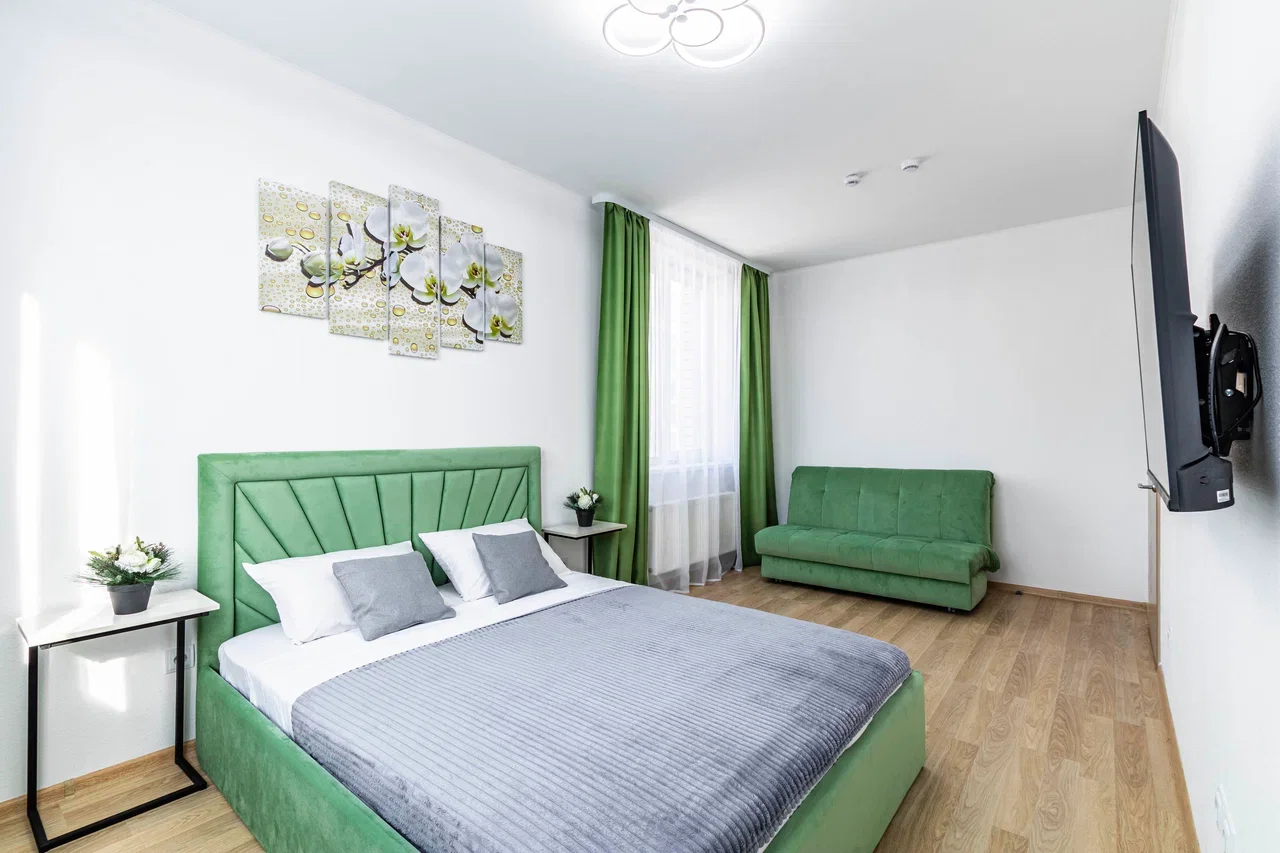 Снять 3-к квартиру в Екатеринбурге у Цирка и парка Зеленая Роща Посуточно 6