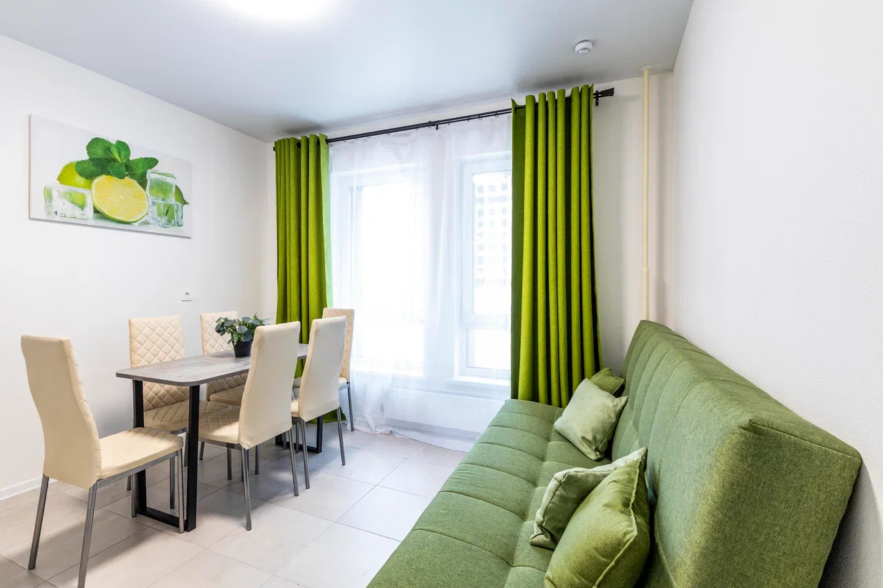 Снять 3-к квартиру в Екатеринбурге, Химмаш, у ТРЦ Глобус Посуточно 4