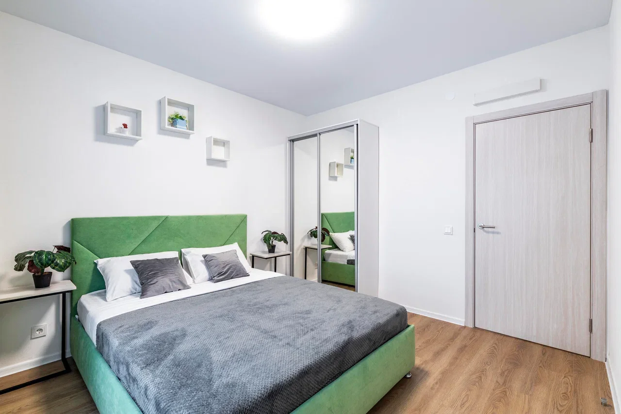 Снять 3-к квартиру в Екатеринбурге, Химмаш, у ТРЦ Глобус Посуточно 13