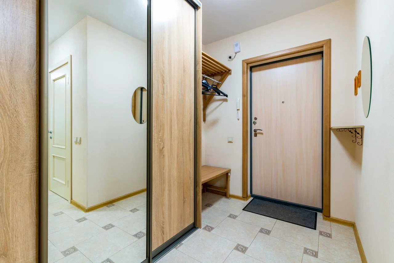 Снять 3-к квартиру в Екатеринбурге, м. Геологическая, Южный Автовокзал Посуточно 13