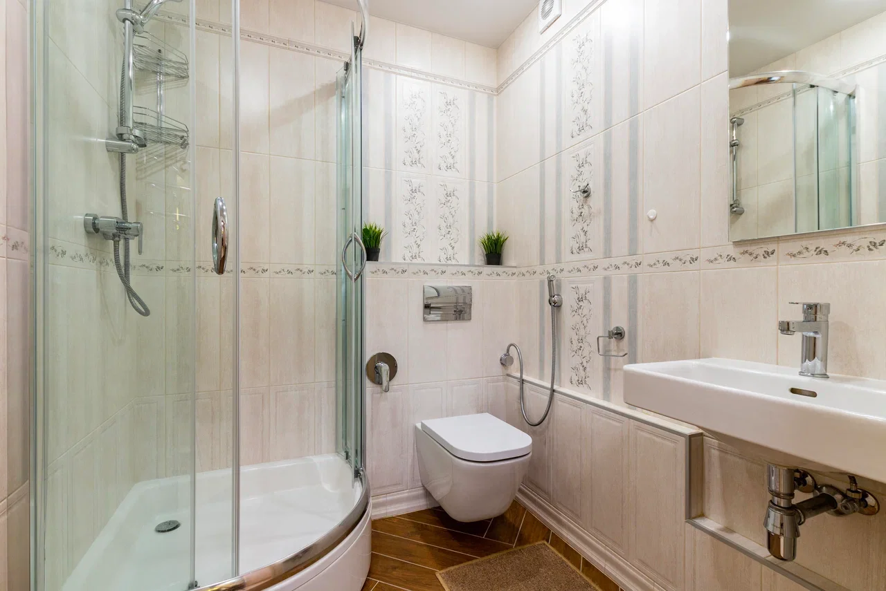 Снять 3-к квартиру в Екатеринбурге, м. Геологическая, Южный Автовокзал Посуточно 14