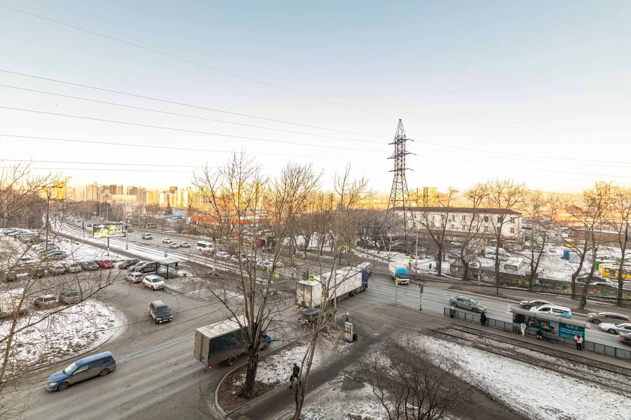 Снять 2-к квартиру в Екатеринбурге, м. Ботаническая, Вторчермет Посуточно 12