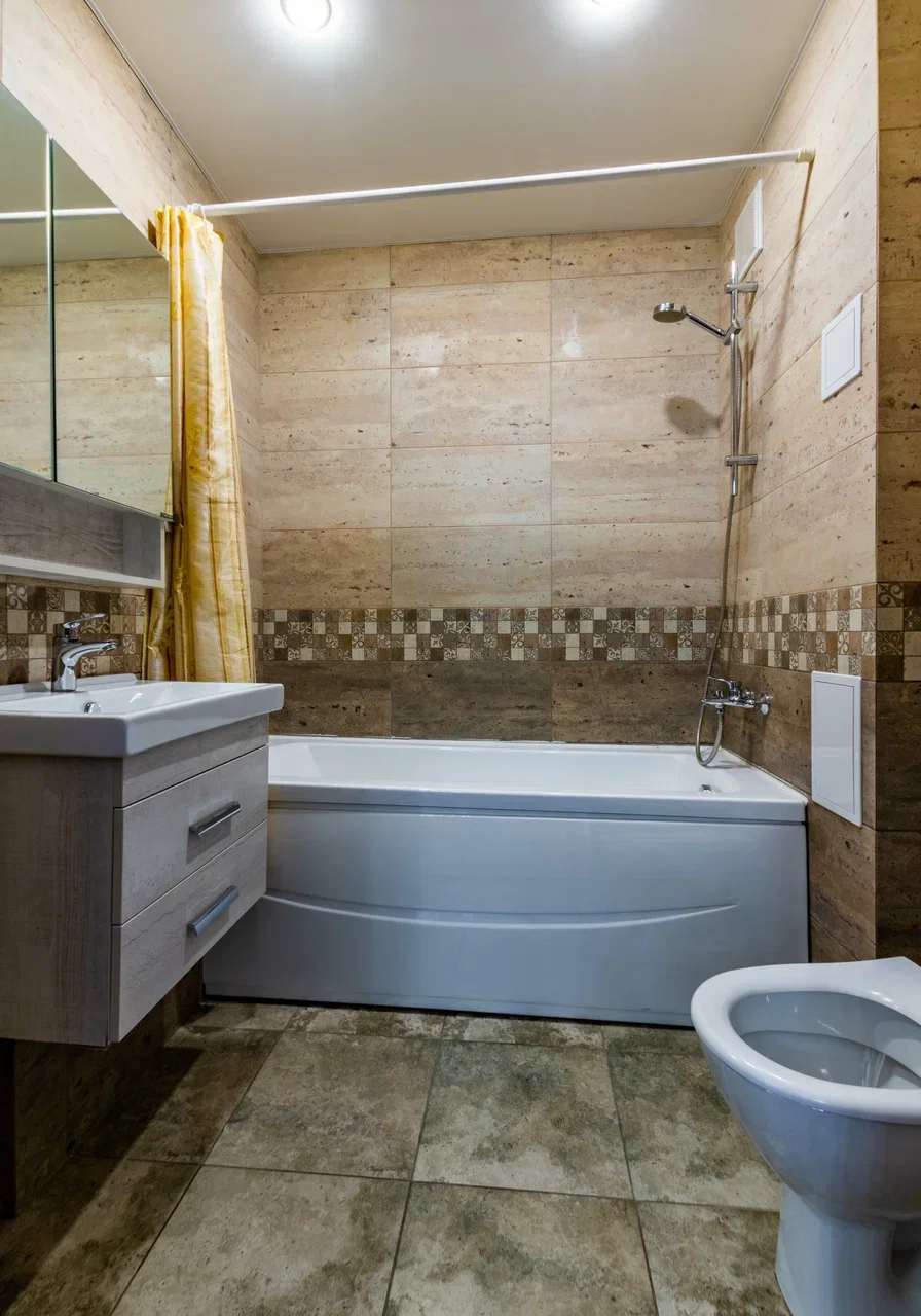 Аренда 2-к квартиры в Екатеринбурге, м. Площадь 1905 года, ул. Юмашева 6 Посуточно 2