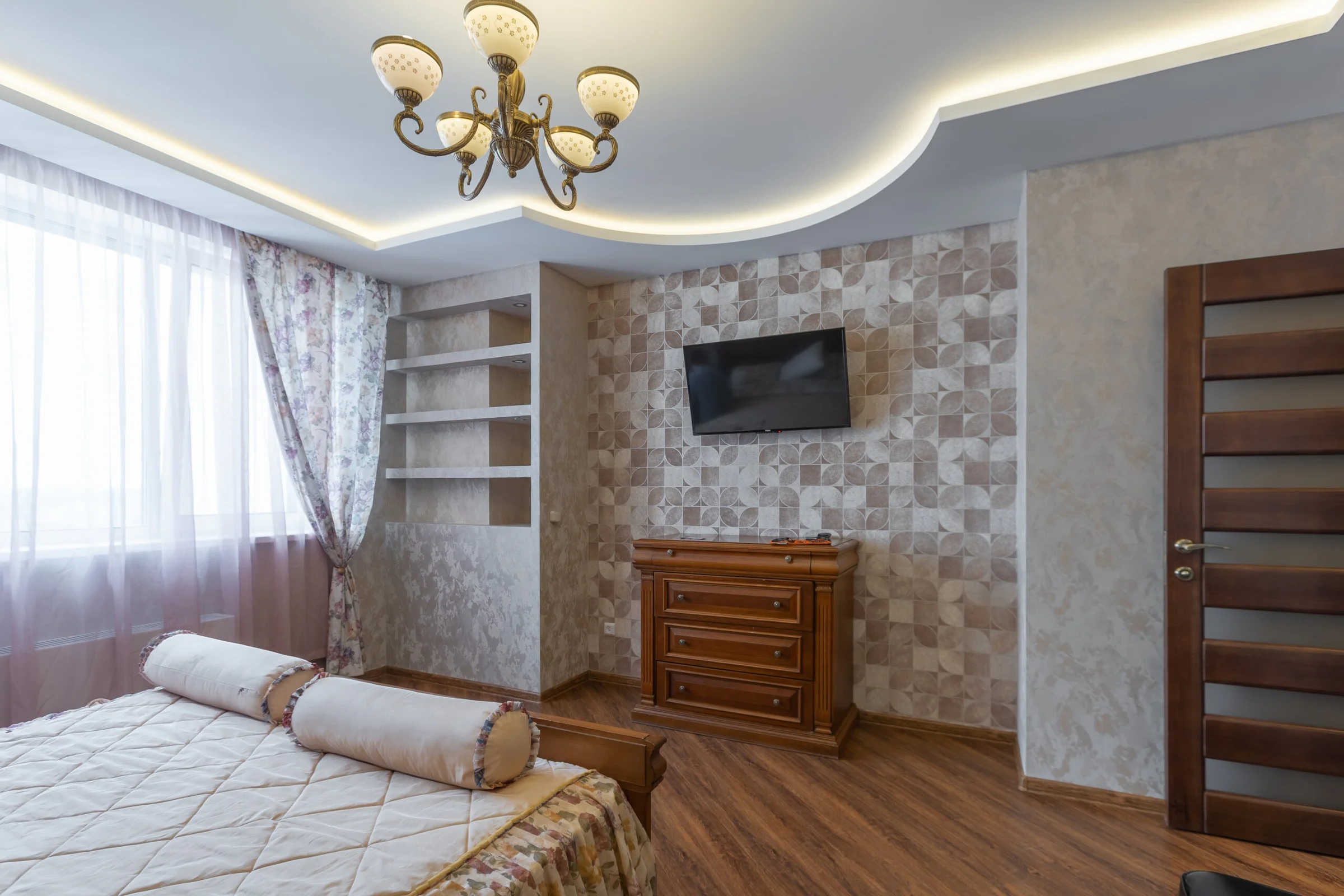 Снять на сутки 2-к квартиру в Екатеринбурге у ТРЦ Ботаника Молл (Белинского 177а/3) 3