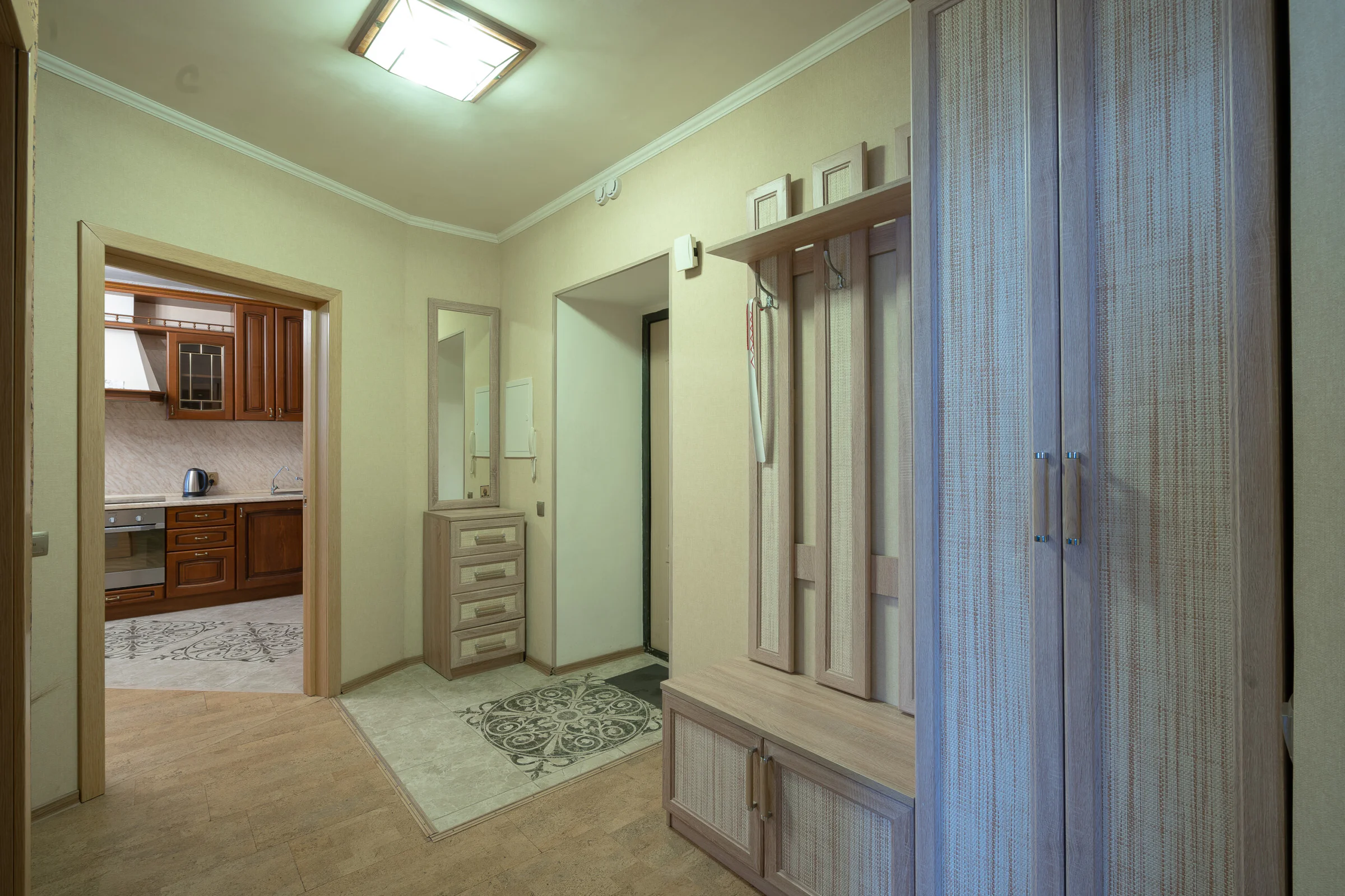 Аренда 3-к квартиры с Сауной в Екатеринбурге, Центр, ул. Белинского Посуточно 6