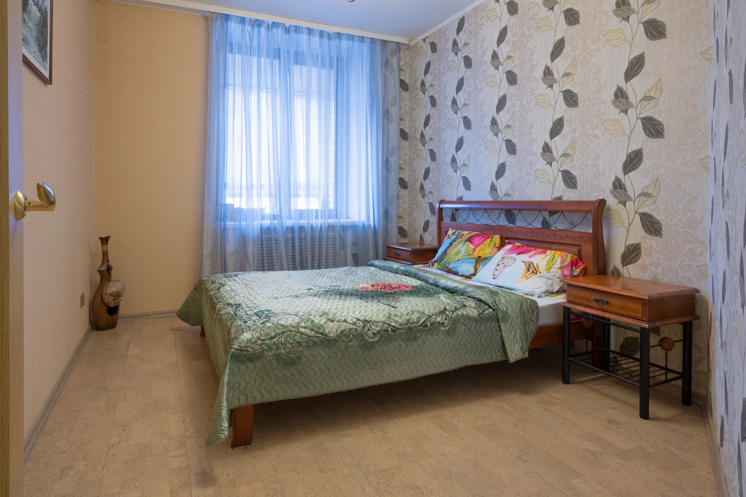 Аренда 3-к квартиры с Сауной в Екатеринбурге, Центр, ул. Белинского Посуточно 8