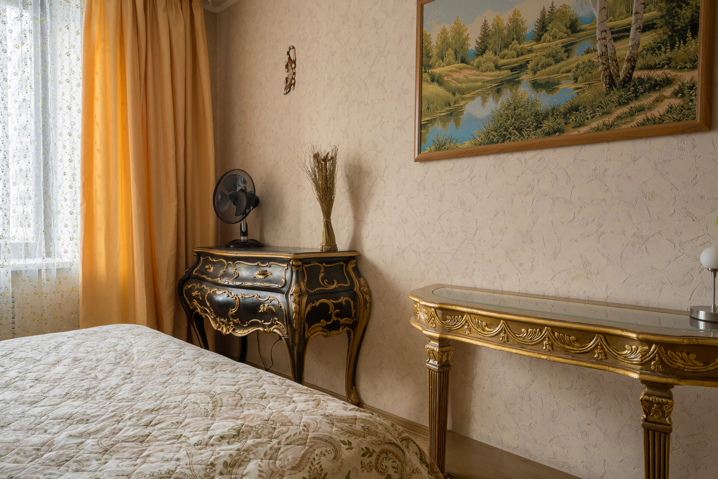 Аренда 3-к квартиры с Сауной в Екатеринбурге, Центр, ул. Белинского Посуточно 12