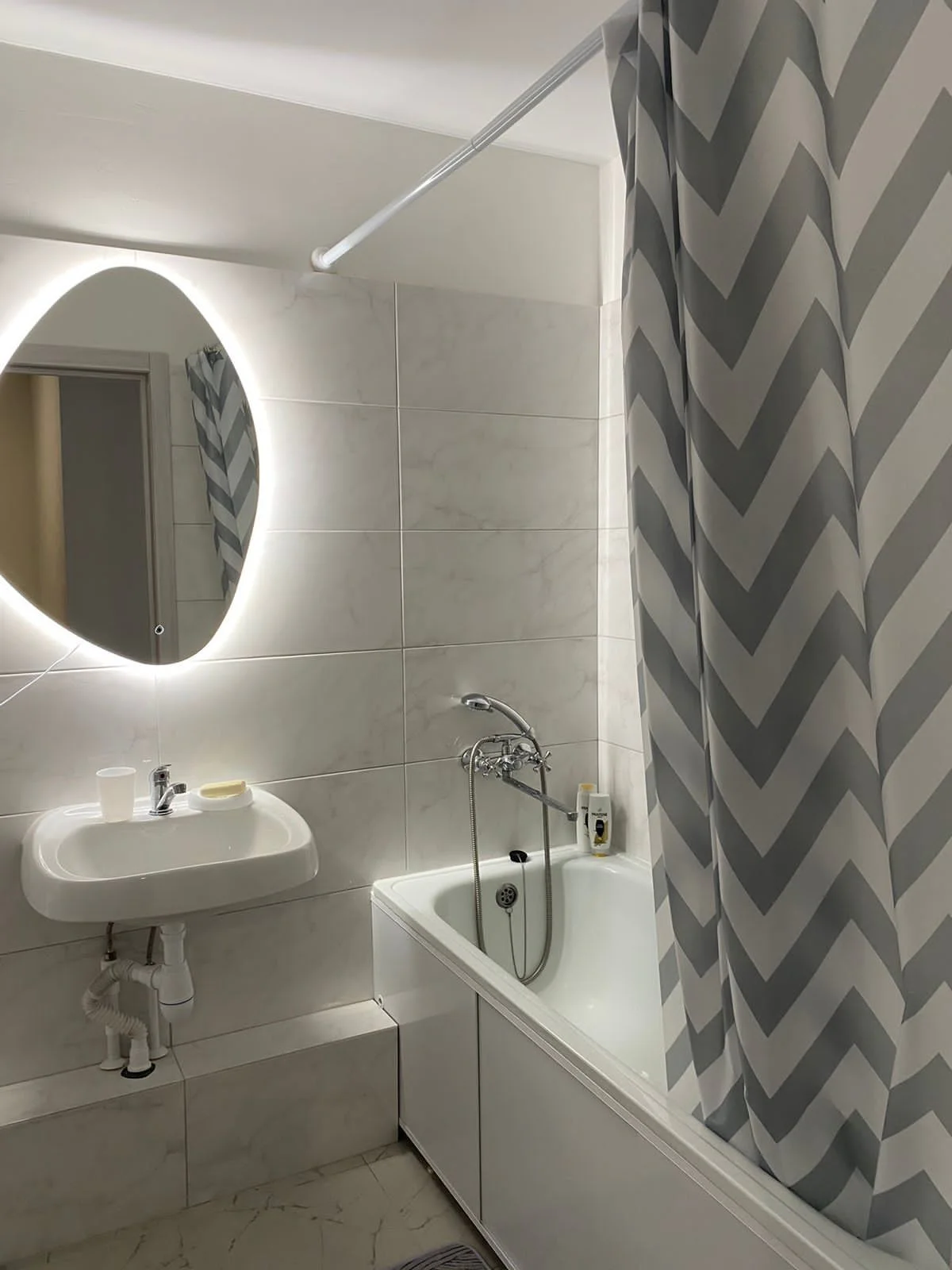 Аренда 2-к квартиры в Екатеринбурге, ЖК «Татлин», м. Уральская Посуточно 7