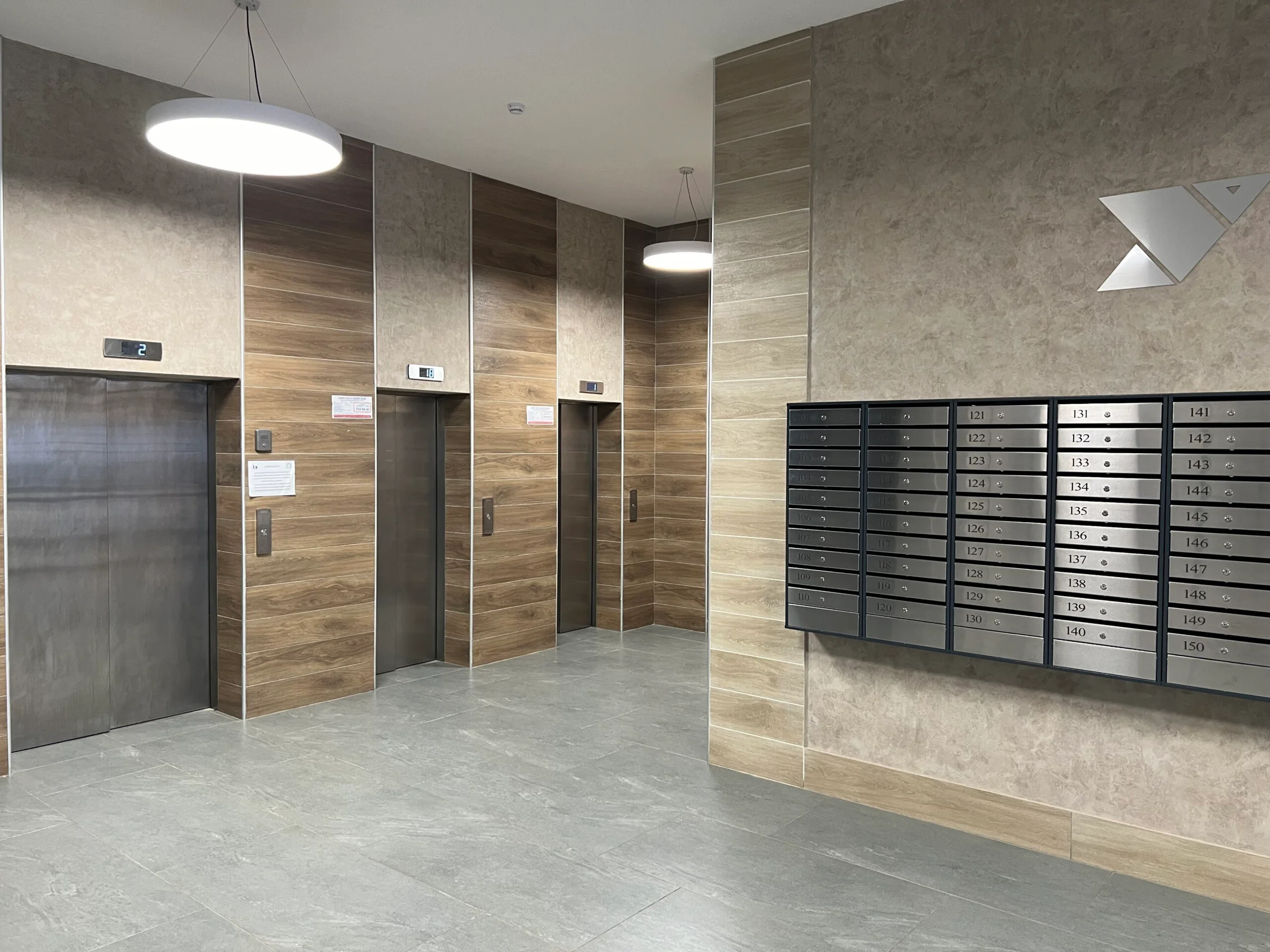 Аренда Квартиры-студии в Екатеринбурге, мкр. Втузгородок, ул. Блюхера Посуточно 15