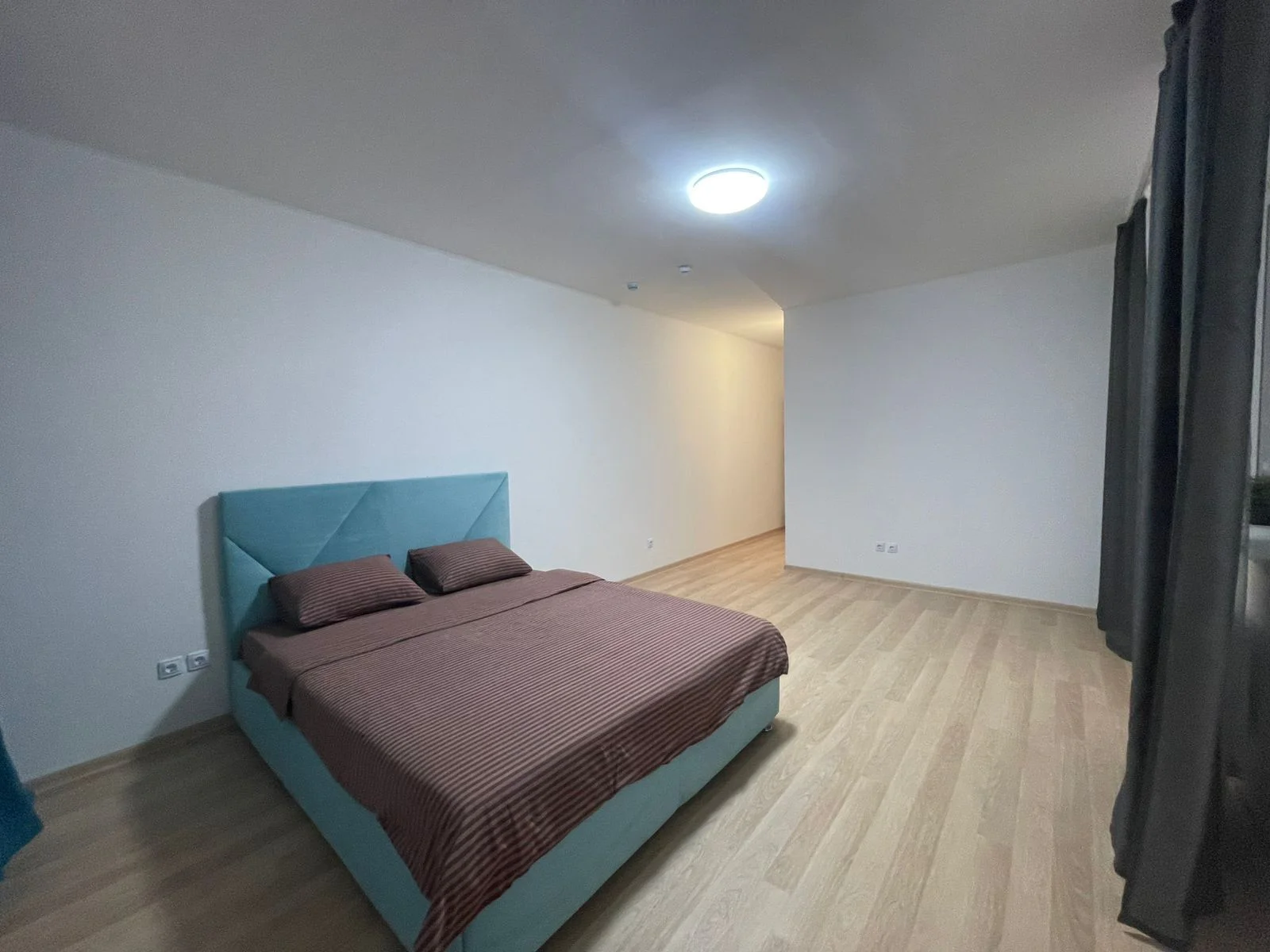 Аренда 5-к квартиры в Екатеринбурге, м. Уралмаш, ЖК «Северное сияние» Посуточно 6