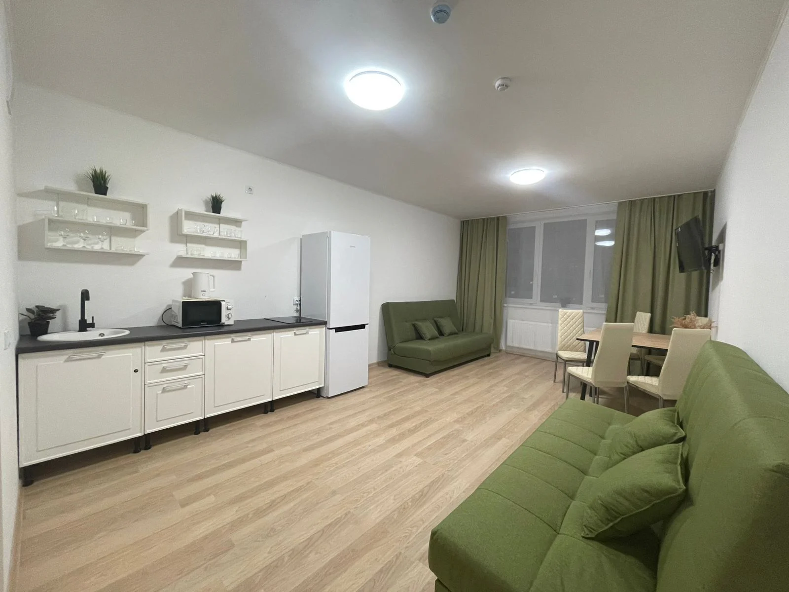 Аренда 5-к квартиры в Екатеринбурге, м. Уралмаш, ЖК «Северное сияние» Посуточно 17