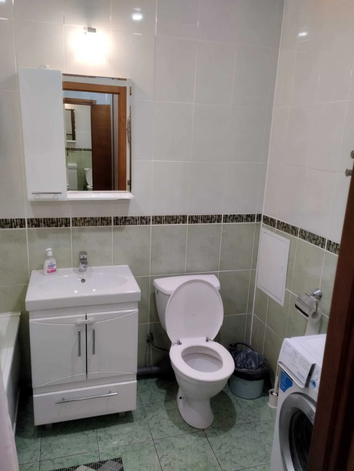 Аренда 2-к квартиры в Екатеринбурге, м. Уралмаш, ул. Стачек 4 Посуточно 4