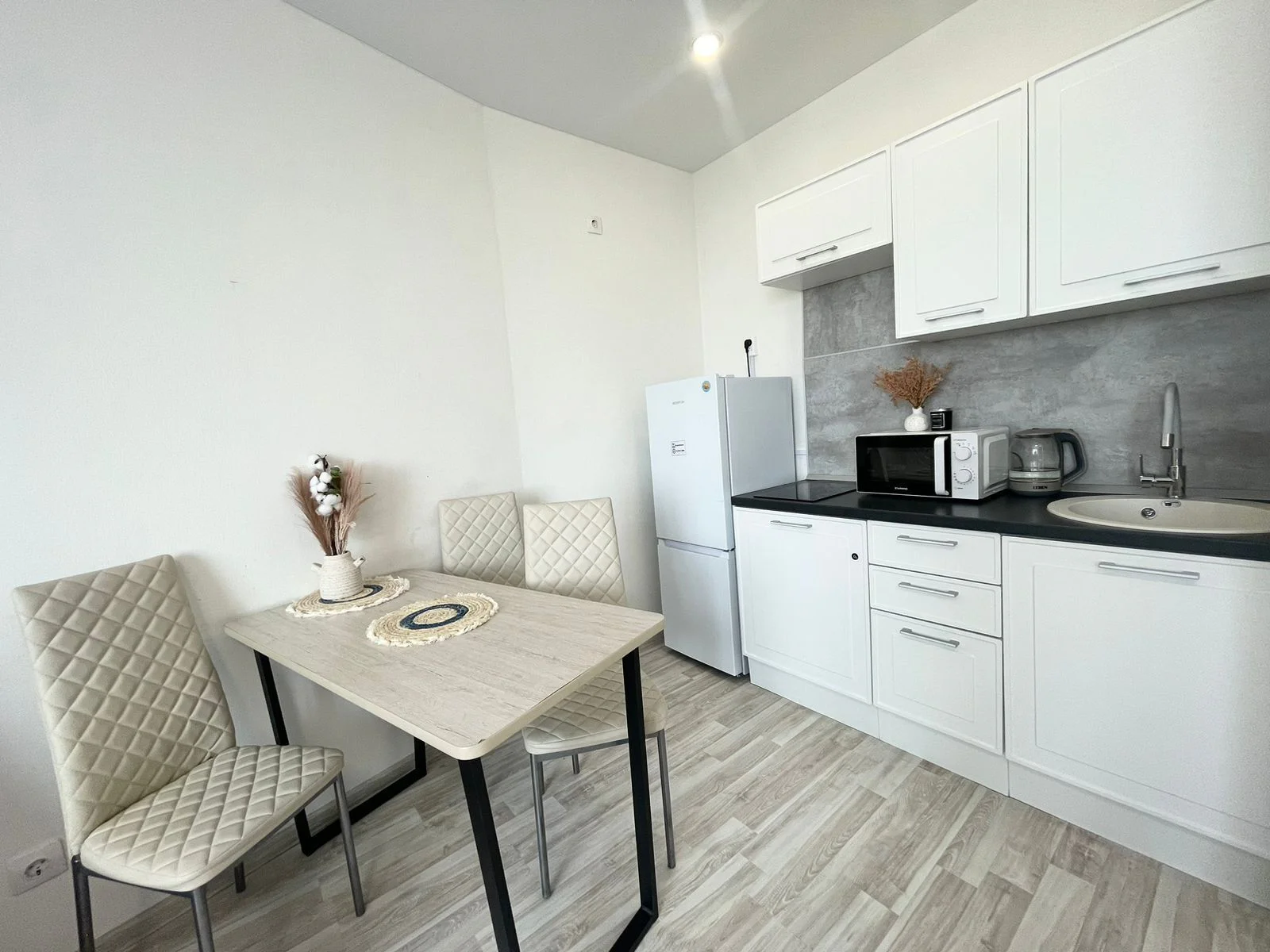 Аренда Квартиры-студии в Екатеринбурге, м. Уралмаш, пр-т Космонавтов Посуточно 6