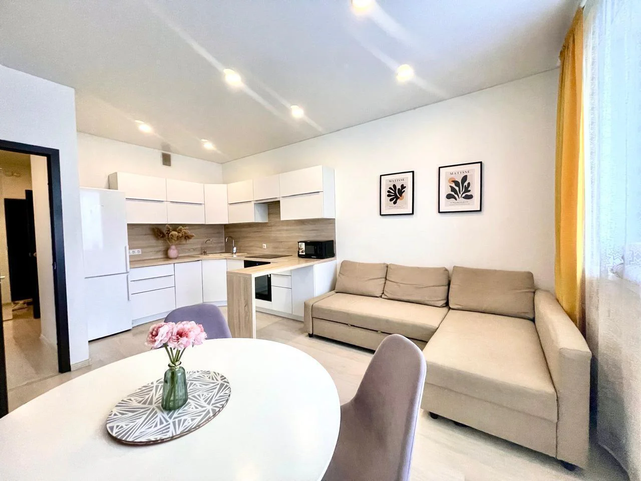 Аренда 2-к квартиры в Екатеринбурге, Пионерский район, рядом с ЖД вокзалом Посуточно 8