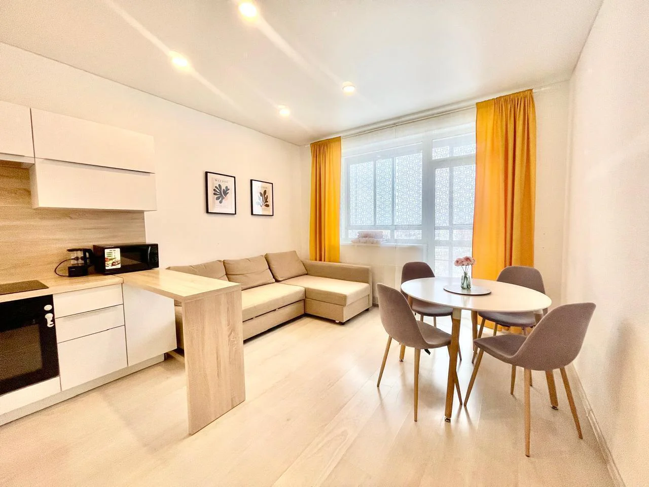 Аренда 2-к квартиры в Екатеринбурге, Пионерский район, рядом с ЖД вокзалом Посуточно 9