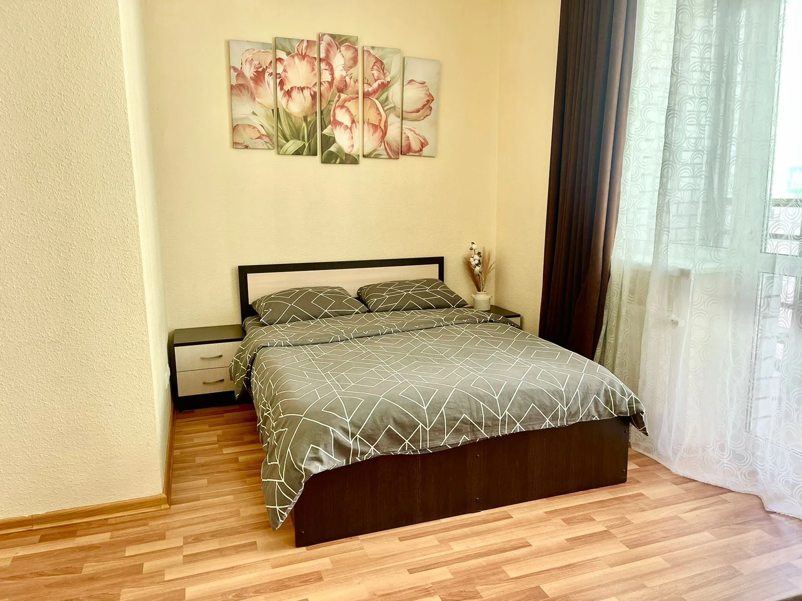 Аренда Квартиры-студии в Екатеринбурге, м. Уралмаш, рядом с РГППУ Посуточно 5