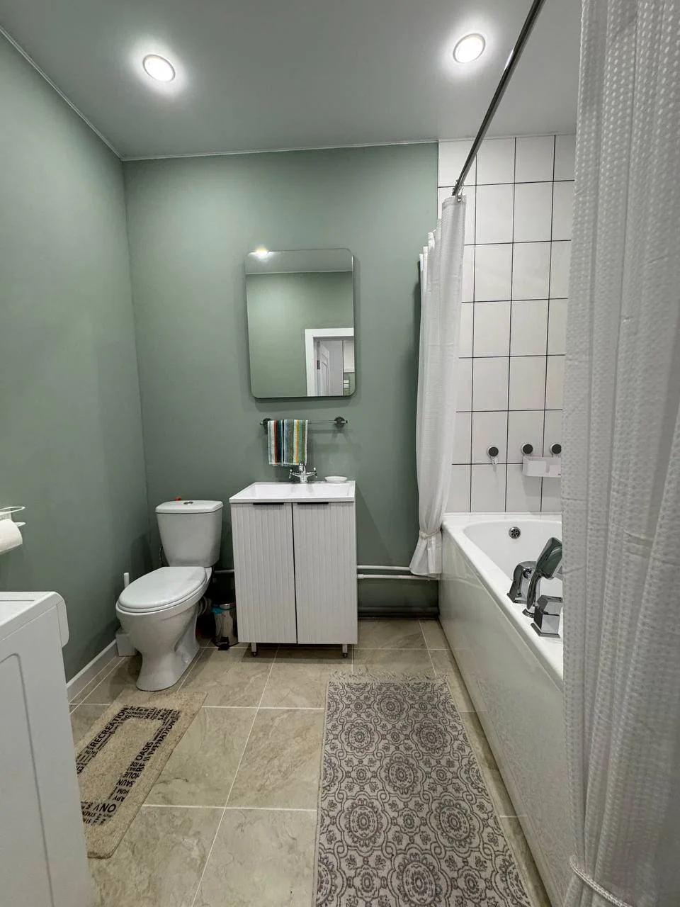 Снять посуточно 1-к квартиру в Екб у ОблГИБДД (Громова 26/3) 9