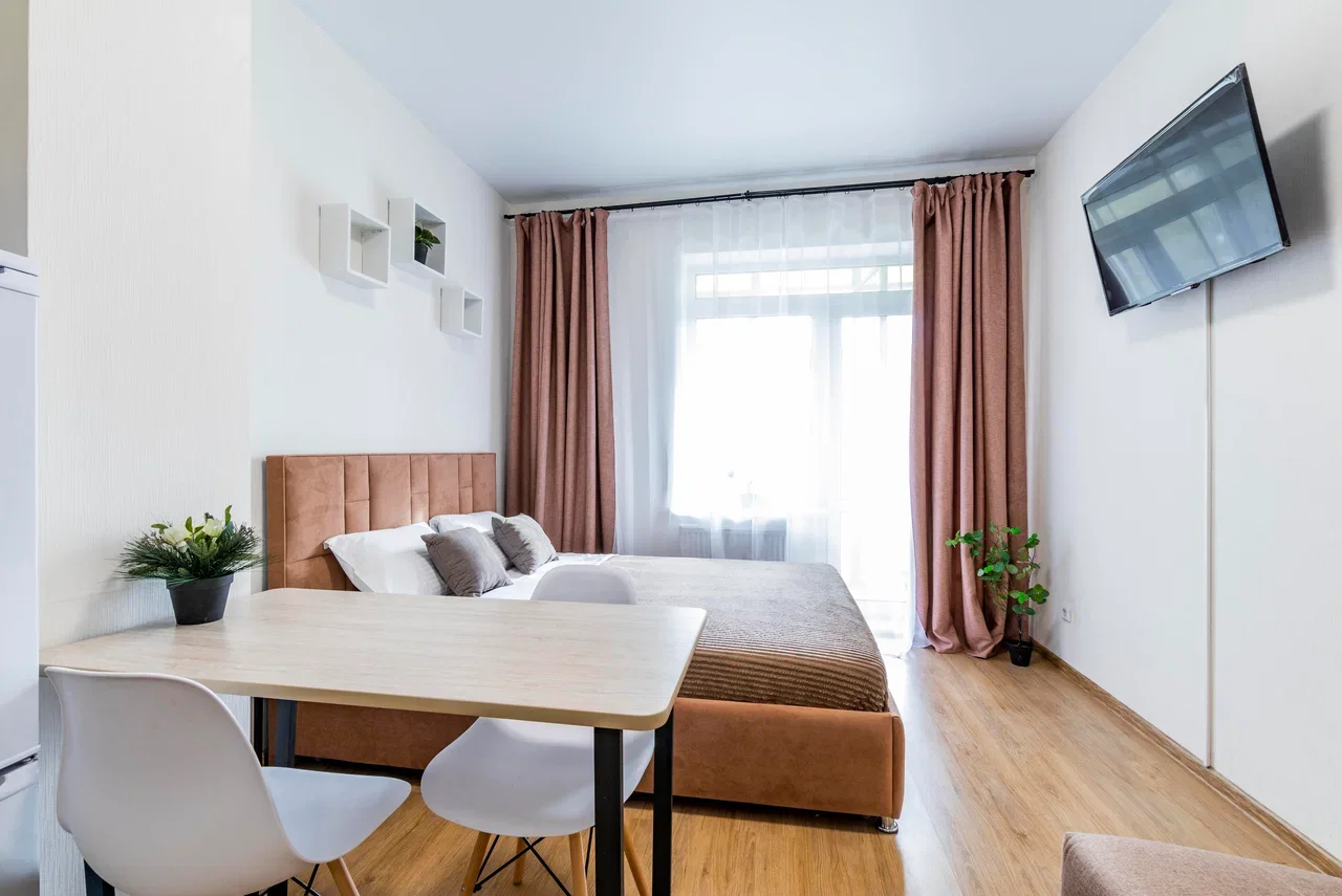 Аренда на сутки студии в Екатеринбурге у Южного автовокзала (Отто Шмидта 44)