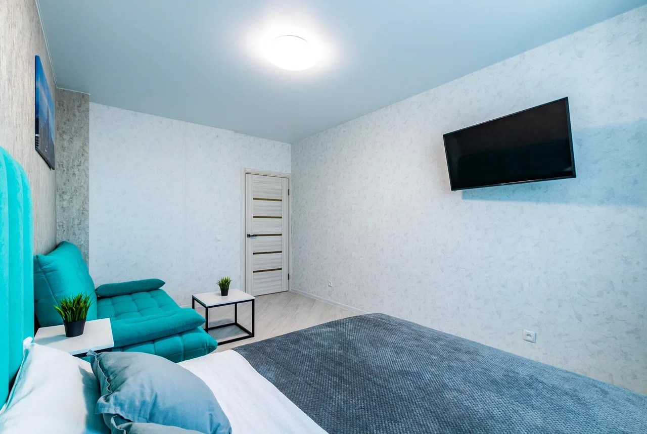 Снять 2-к квартиру в Екатеринбурге у Аквапарка посуточно 9