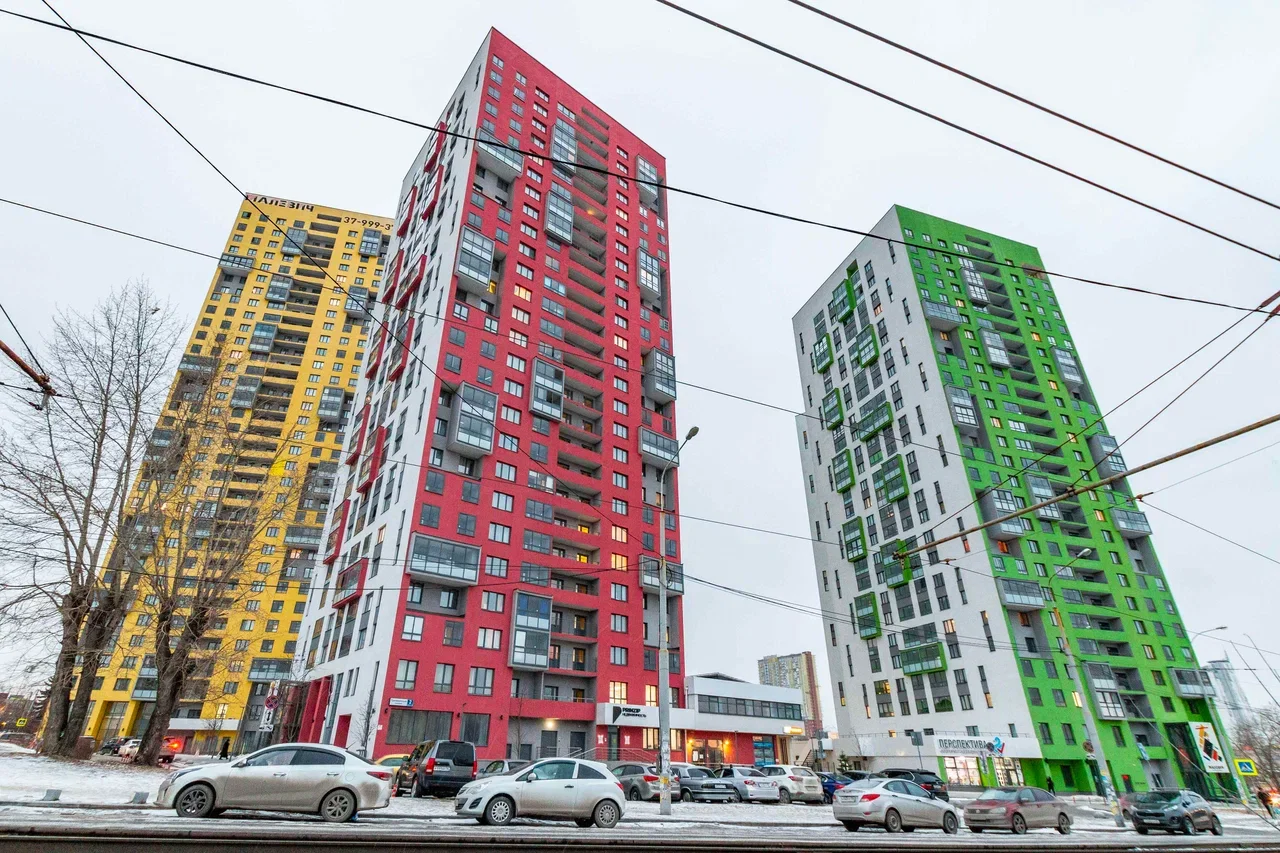 Снять 2-к квартиру в Екатеринбурге, м. Уралмаш, Трамвайный переулок Посуточно 13