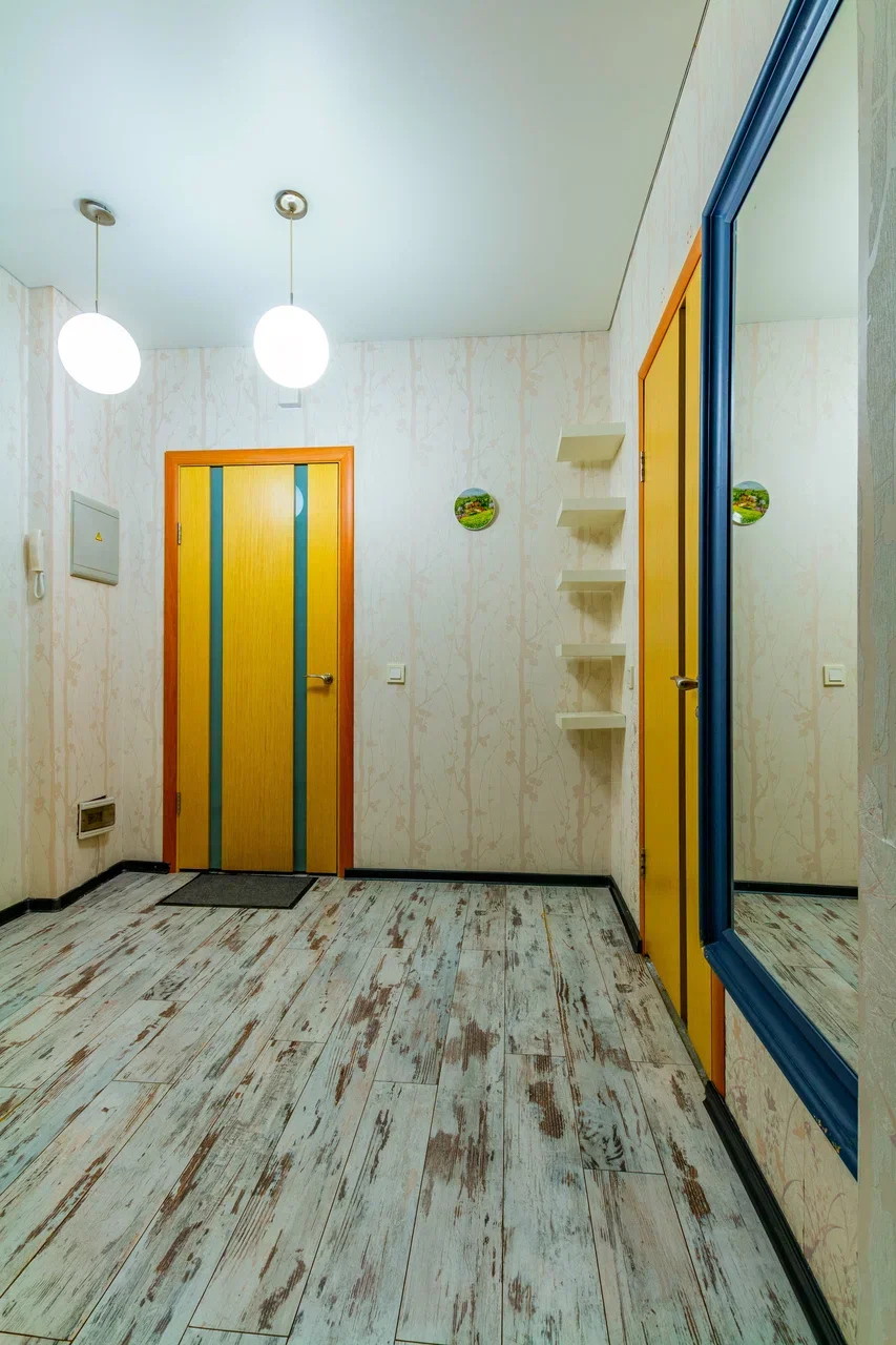 Снять квартиру-студию в Екатеринбурге, м. Чкаловская, Южный Автовокзал Посуточно 11