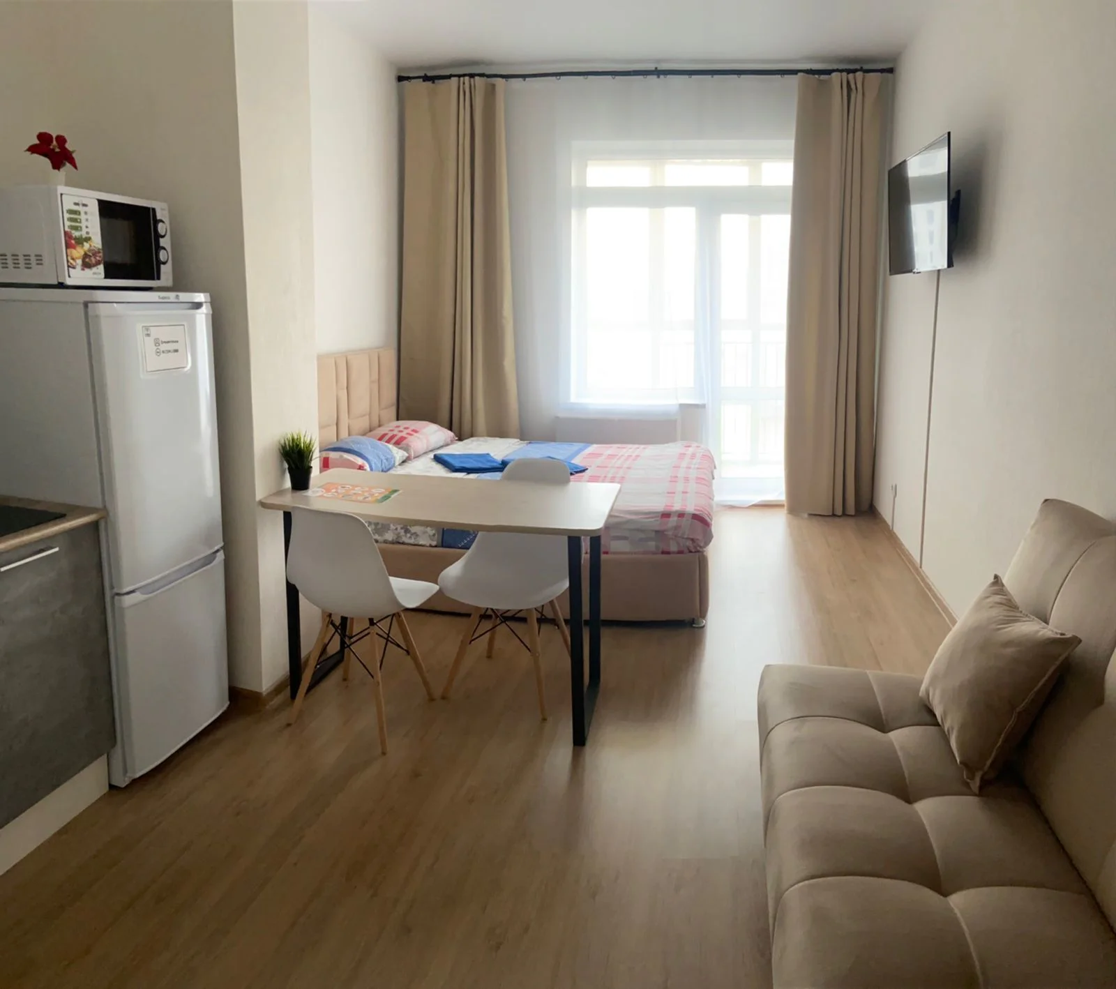 Снять уютную студию в Чкаловском районе Екатеринбурга у метро Чкаловская Посуточно 3