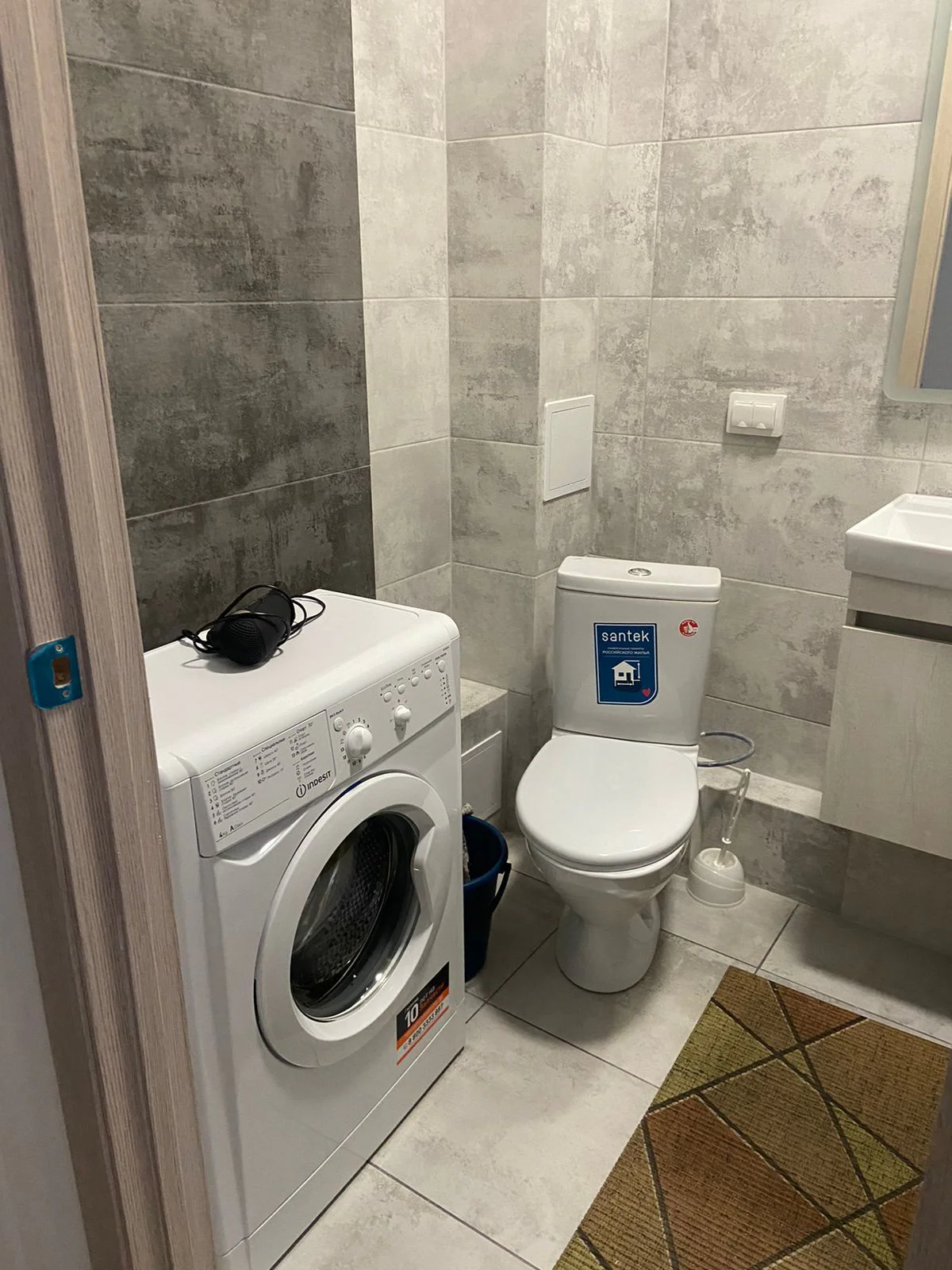 Снять уютную студию в Чкаловском районе Екатеринбурга у метро Чкаловская Посуточно 7