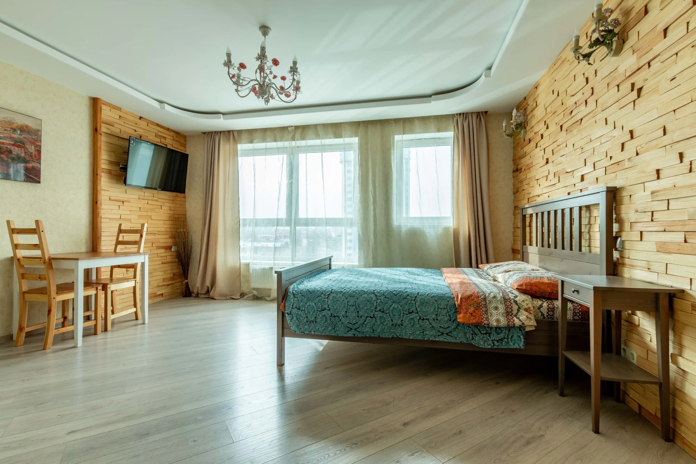 Снять уютную студию в Верх-Исетском районе Екатеринбурга рядом с набережной и Ельцин Центром Посуточно 2