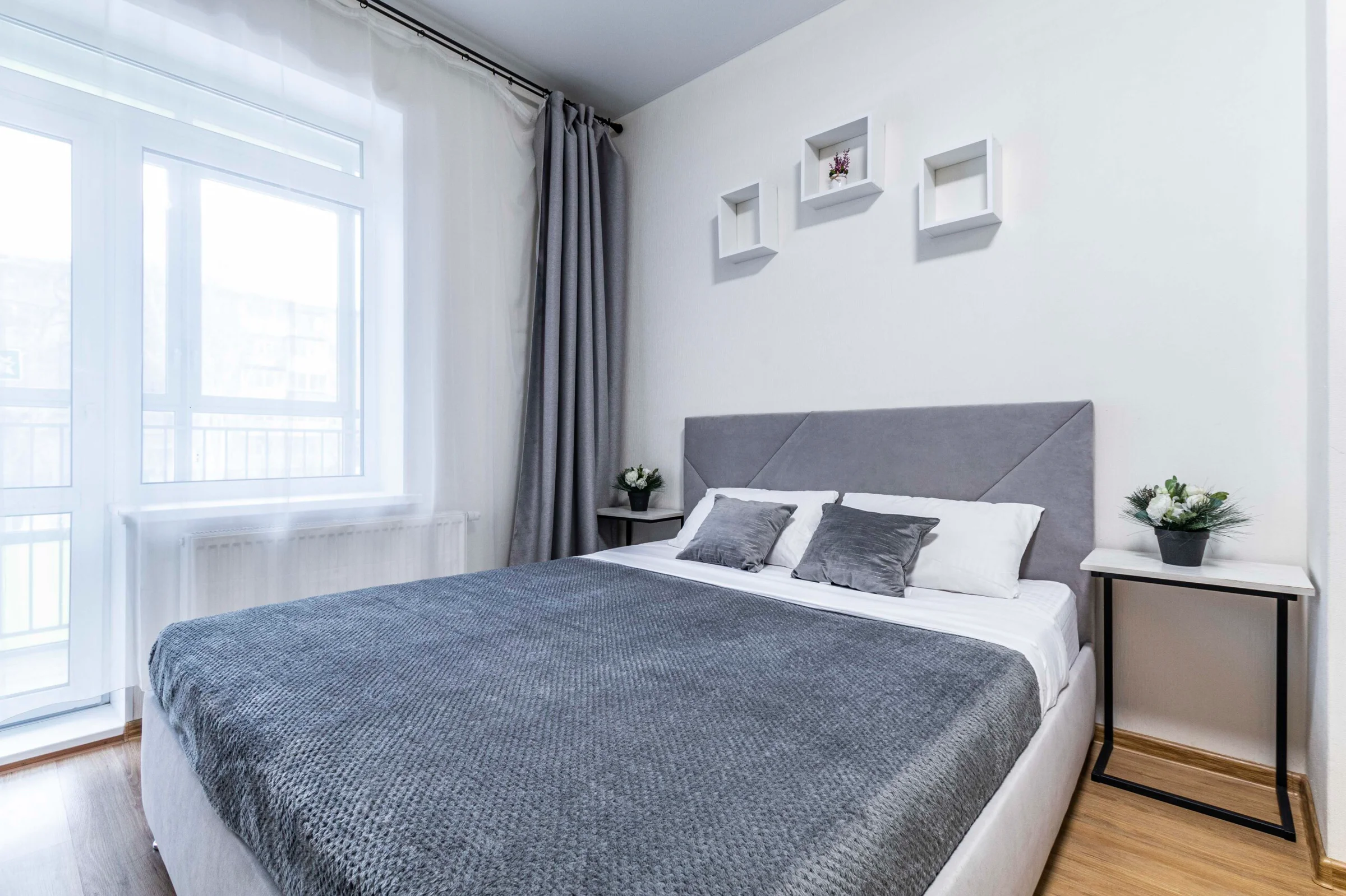 Снять уютную студию в Екатеринбурге у метро Чкаловская и ТРЦ Мегаполис Посуточно 5