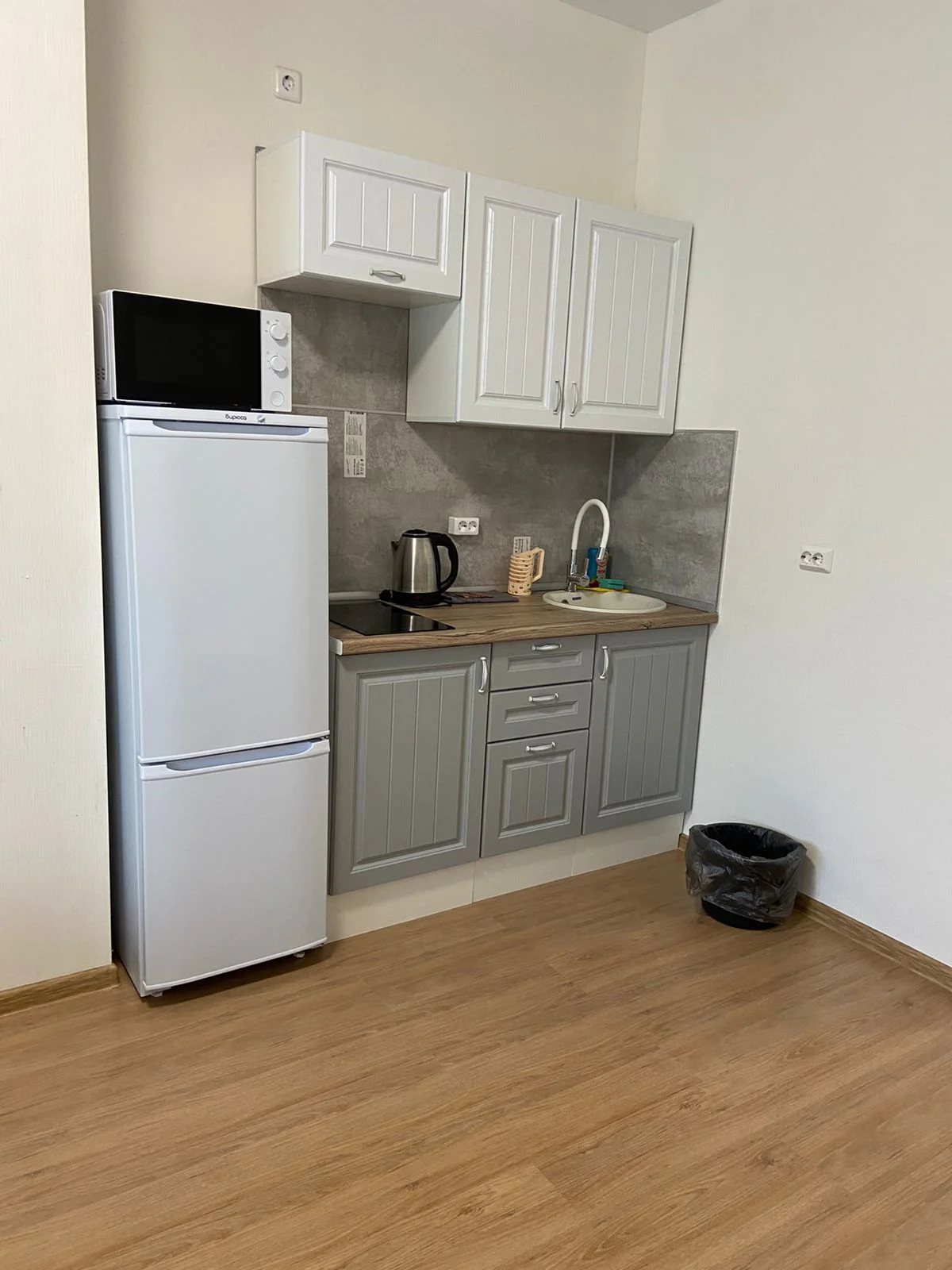 Аренда апартаментов в Екатеринбурге возле Южного Автовокзала и ТРЦ Мегаполис Посуточно 6