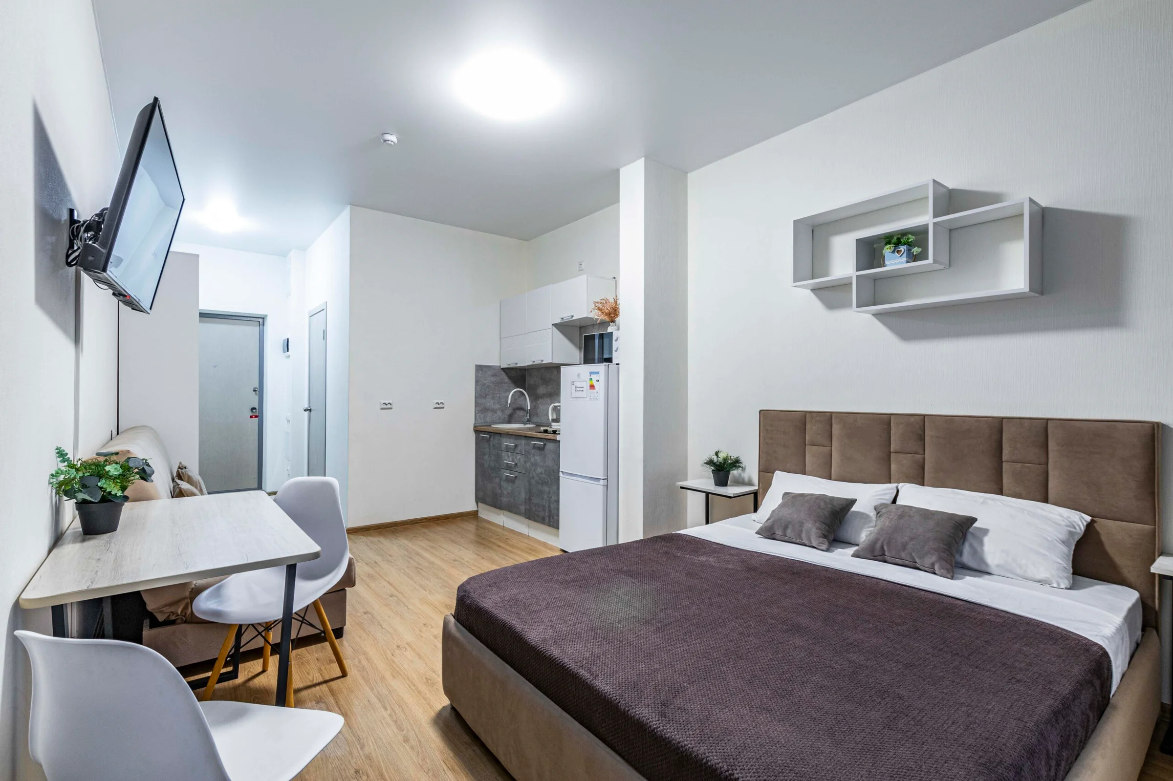 Снять квартиру-студию в Екатеринбурге у метро Чкаловская Посуточно 8