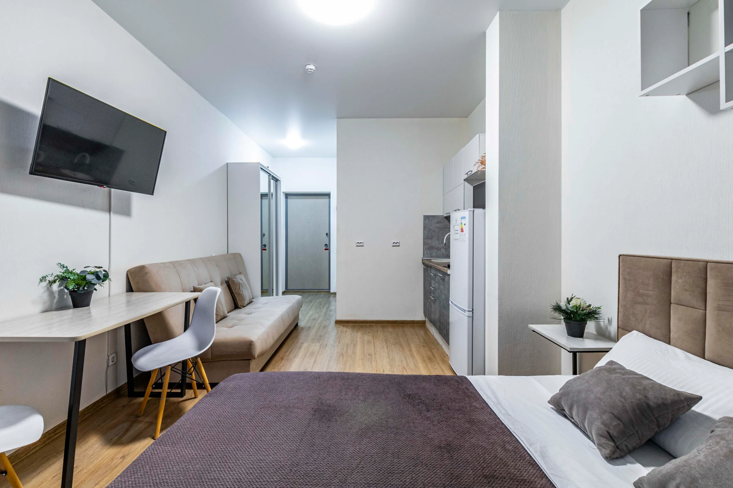 Снять квартиру-студию в Екатеринбурге у метро Чкаловская Посуточно 9