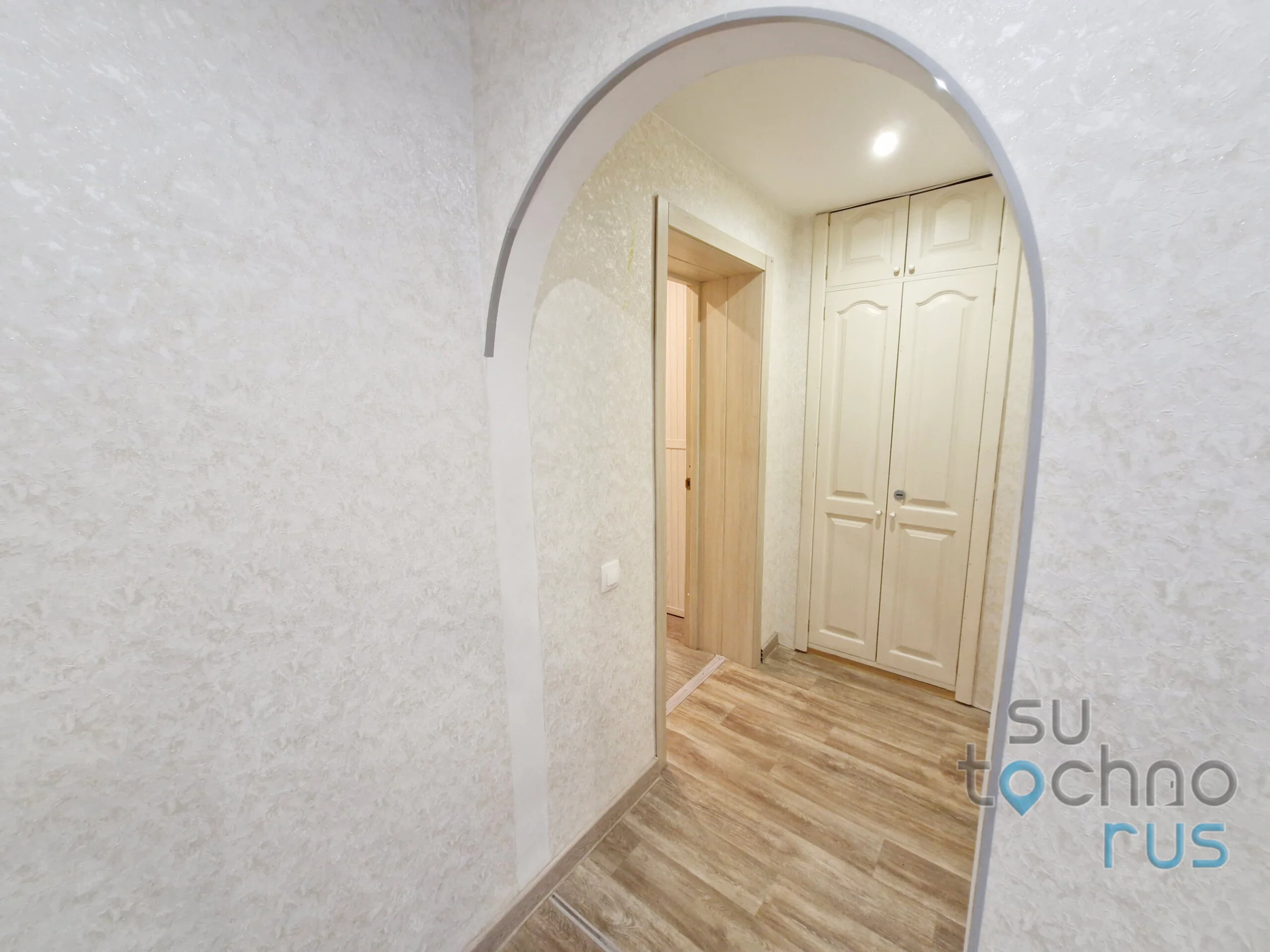 Снять посуточно квартиру в Хабаровске у Центрального парка (Амурский бульвар) 12