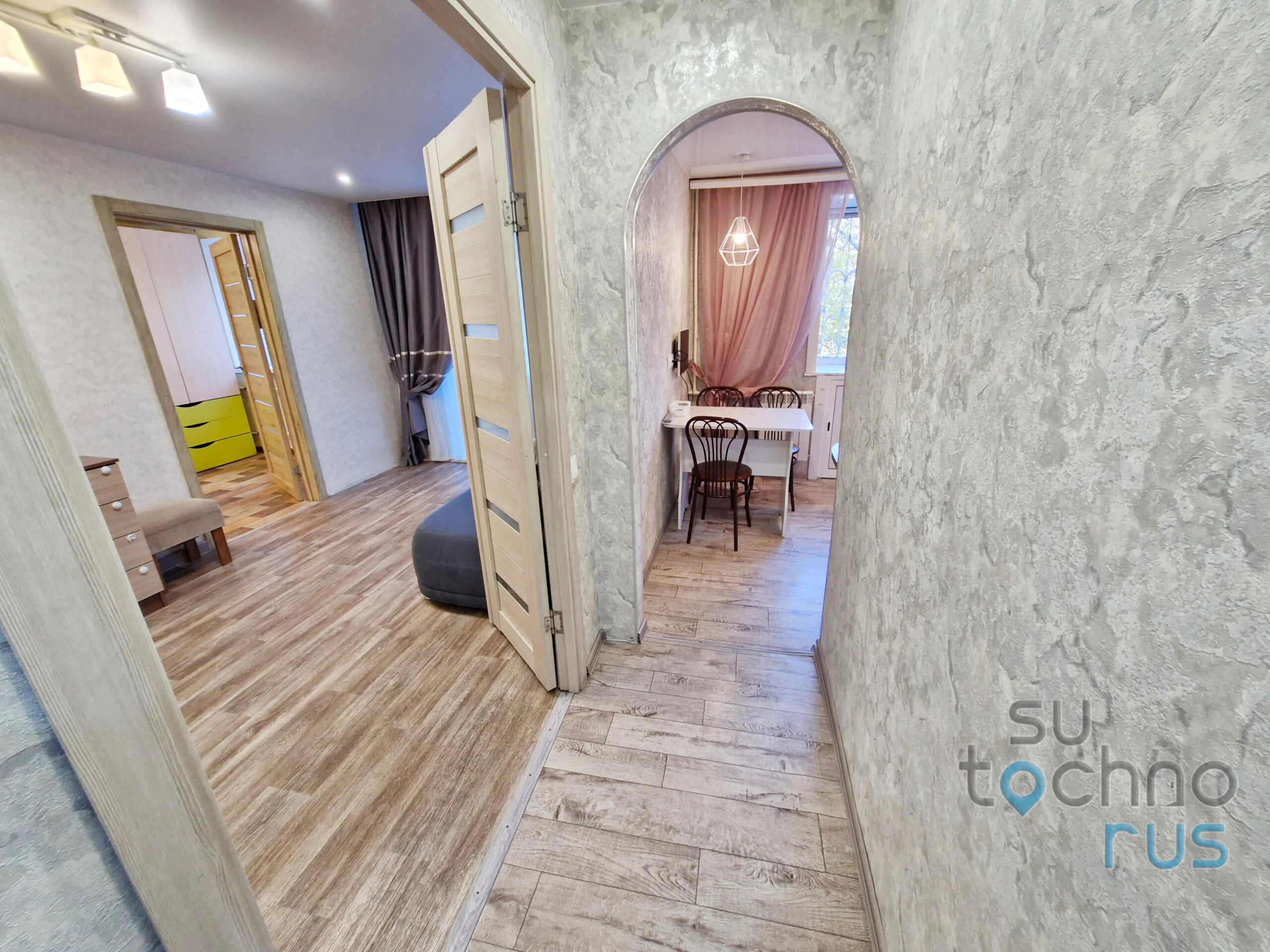 Снять посуточно квартиру в Хабаровске у Центрального парка (Амурский бульвар) 17