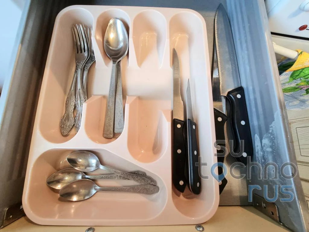 Снять квартиру на сутки в Хабаровске у площади Ленина (Шеронова 54) 17