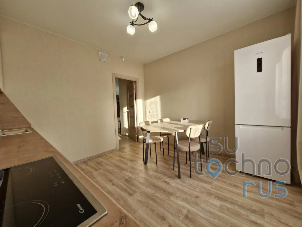 Снять квартиру на сутки в Хабаровске в микрорайоне Строитель (Павла Морозова 95) 4