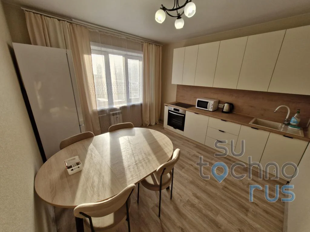 Снять квартиру на сутки в Хабаровске в микрорайоне Строитель (Павла Морозова 95) 7